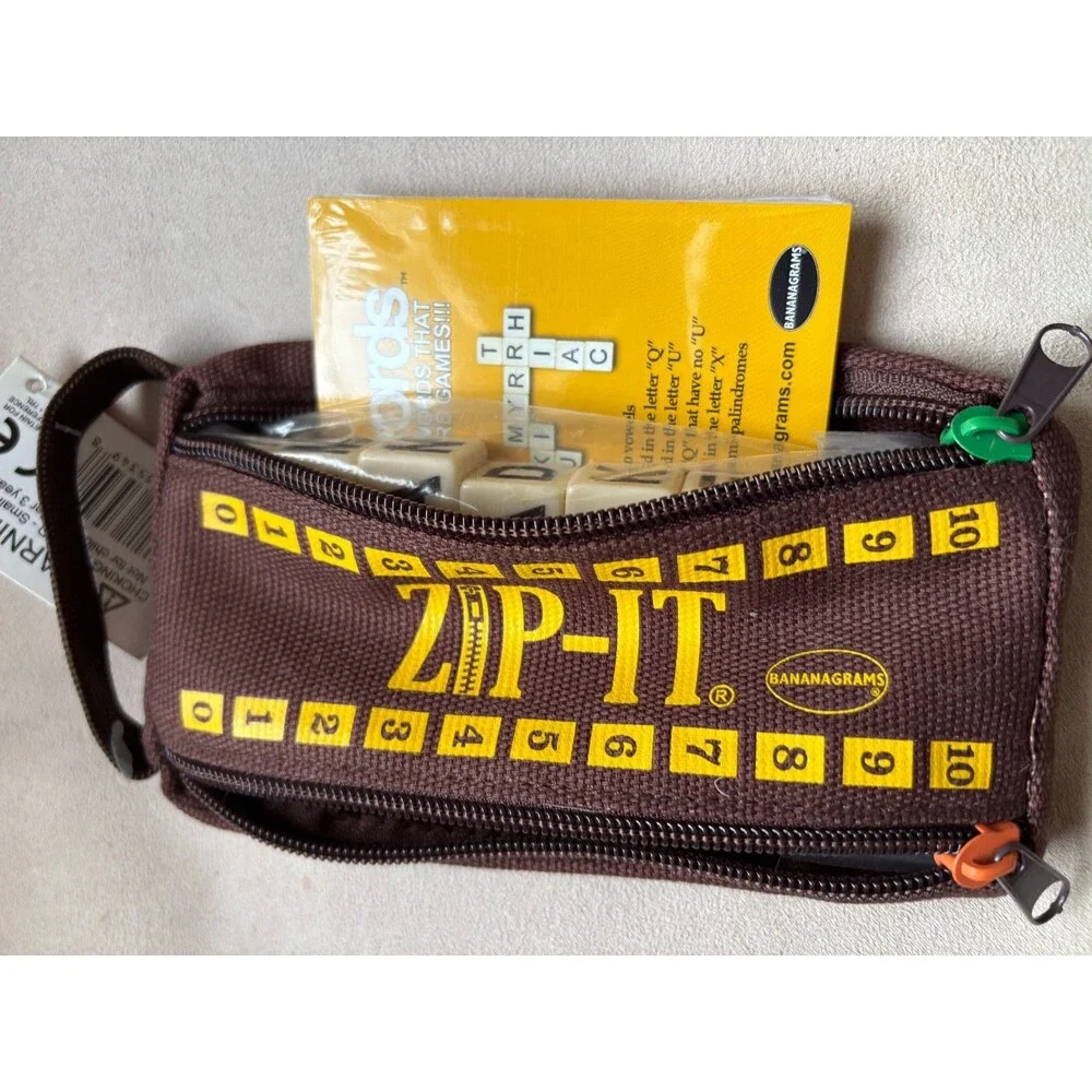 New Zip-It by Bananagrams 20 Second Crossword Race Word Game Letter Tiles